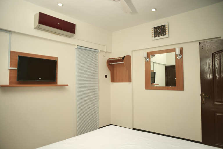 Bedroom 4, Diamond Apart's Dha Karachi, Karachi