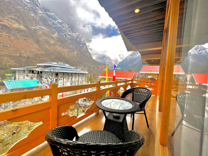 Others 5, The Country House , North Sikkim