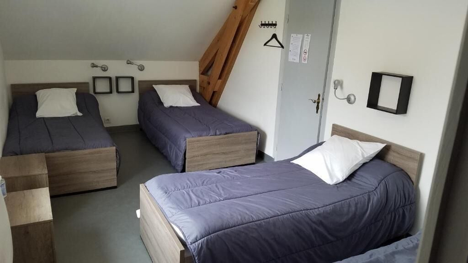 Bedroom 2, Auberge Saint Jacques, Lozère