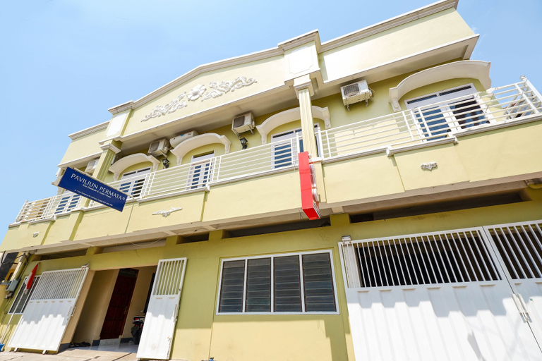 Exterior & Views 2, Hotel O Paviliun Permata, Solo