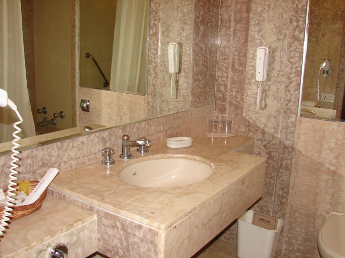 Bathroom 5