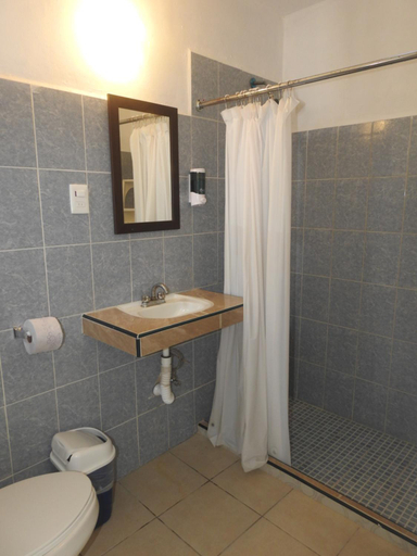 Bathroom 2, Las Palapas de Punta Allen, Cozumel