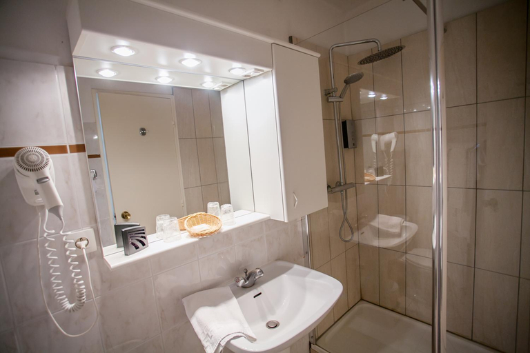 Bathroom, La Picholine en Provence, Drôme
