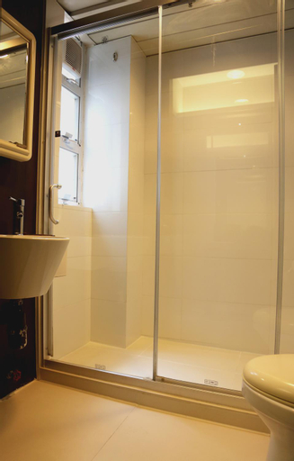 Bathroom 9