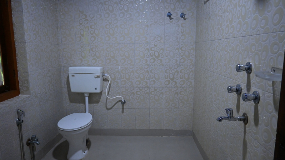 Bathroom 3, Green Forest Resort, Jalpaiguri