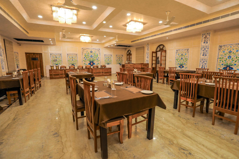 Food & Drinks 3, Radhika Vilas - A Luxury Resort , Sheopur