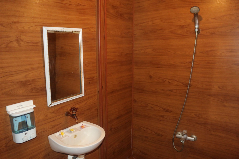 Bathroom 5, Manta Villa Ocean View, Klungkung