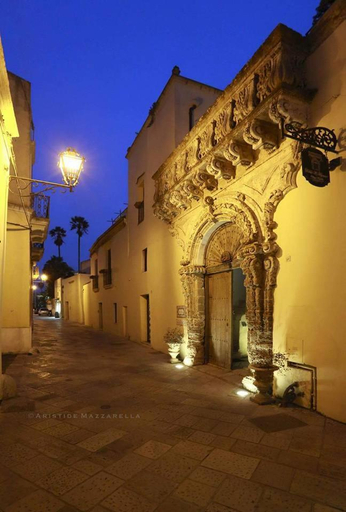 Others 4, Corte S. Angelo, Lecce