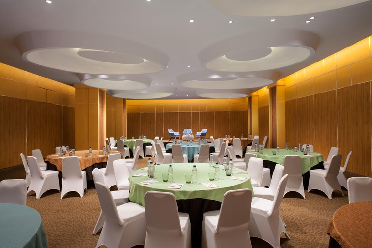 Business Facilities 30