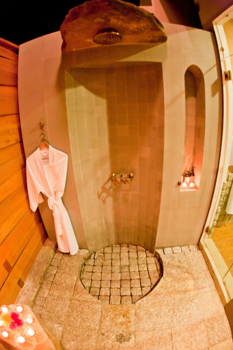 Bathroom 5, Phukumhom Resort, Pak Chong