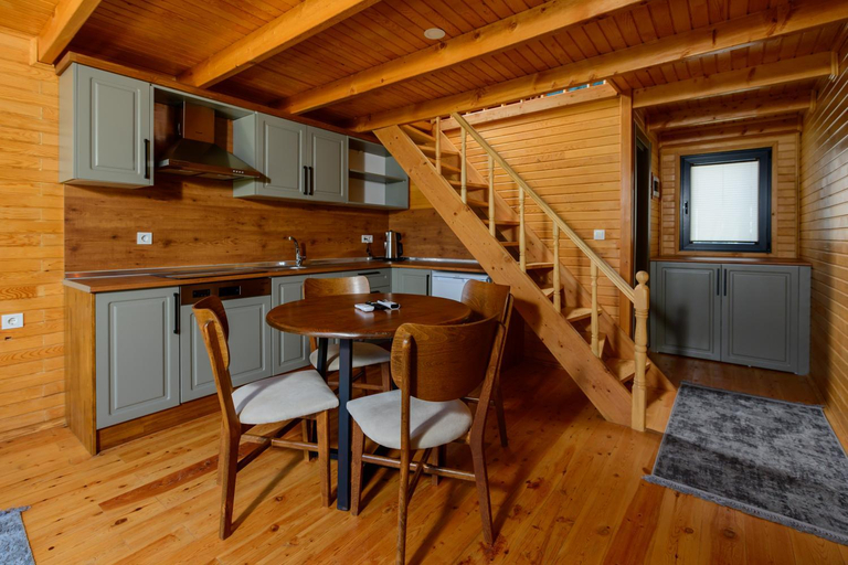 Kitchen 4, Villa d'Mare, Kale