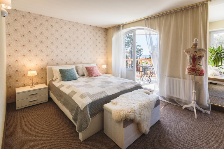 Others 3, Karle Guest House, Limbaži