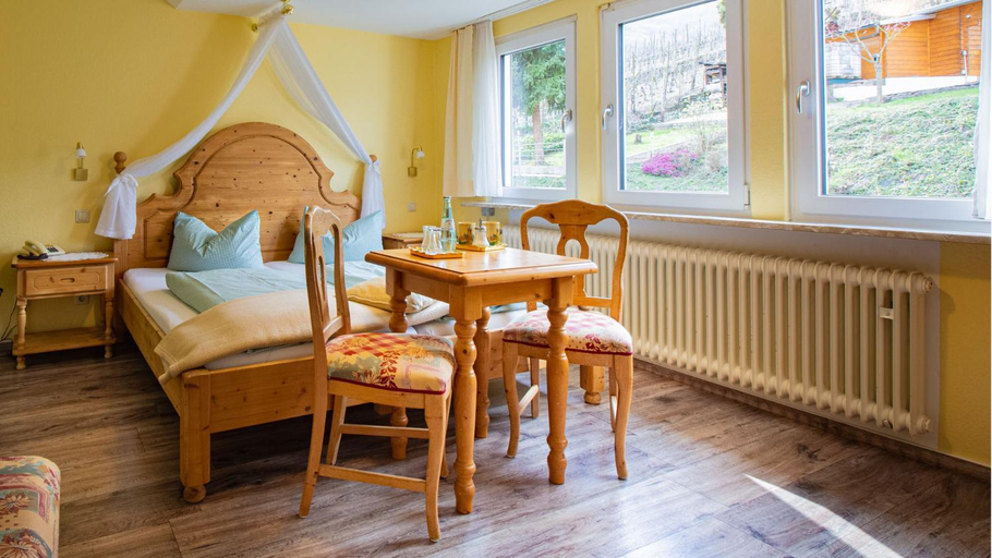 Bedroom 5