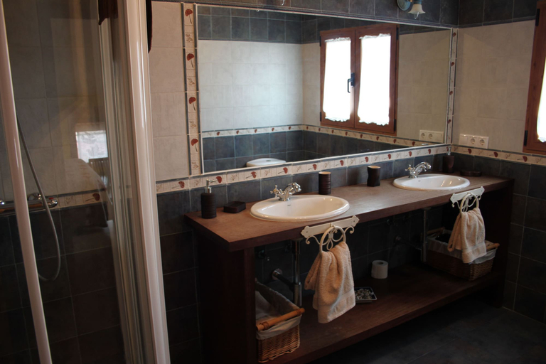 Bathroom 4, El Rincon del Labrador, Valladolid