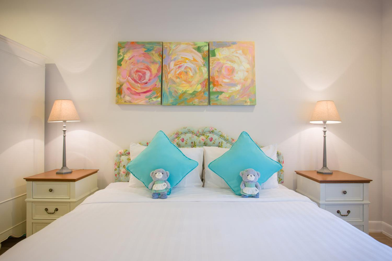 Bedroom 13