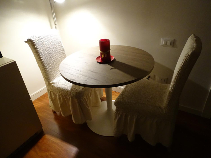 Others 3, Suite Alcova, Mantua
