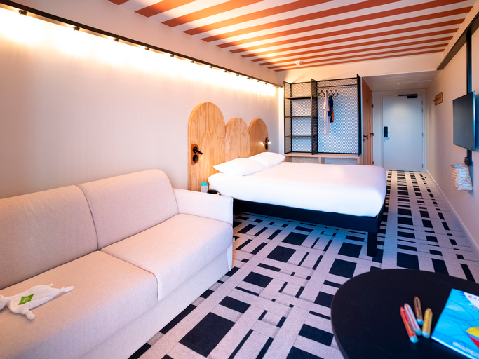 Ibis Styles Montauban - Tap to explore photos