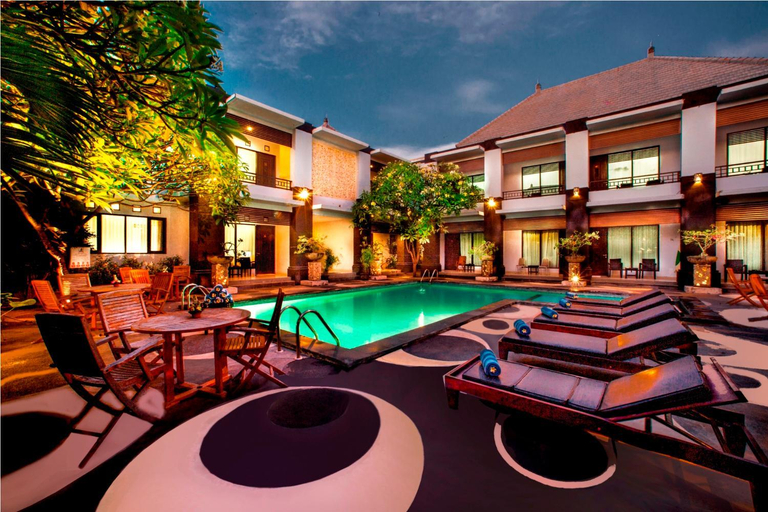 Exterior 5