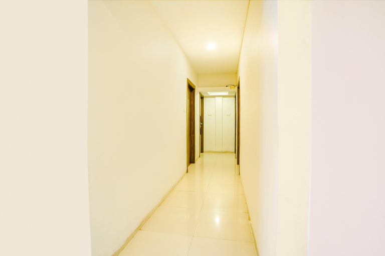 Public Area 2, FabHotel Kuber, Thane