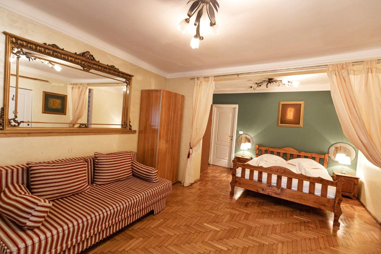 Others 2, Quiet house Brasov, Brasov