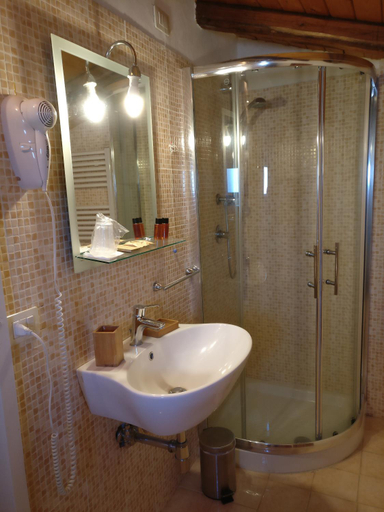 Bathroom 4, B&B Porta della Terra, Catania