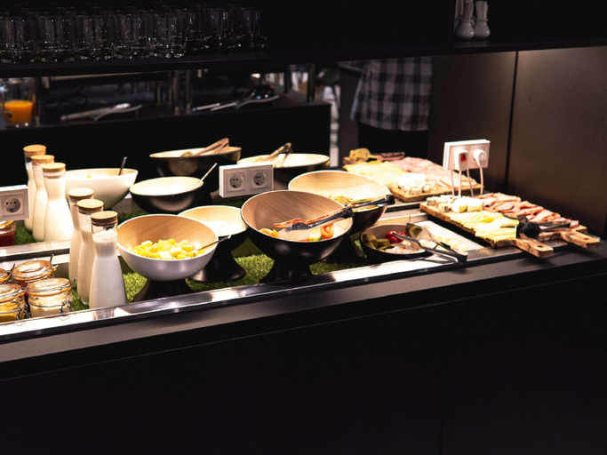Food & Drinks 5, ibis Lviv Center, L'vivs'ka