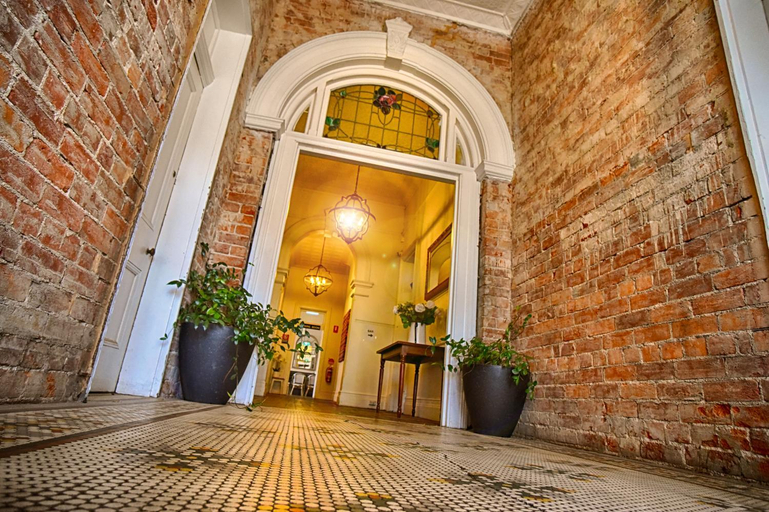Others 5, Junee Hotel, Junee