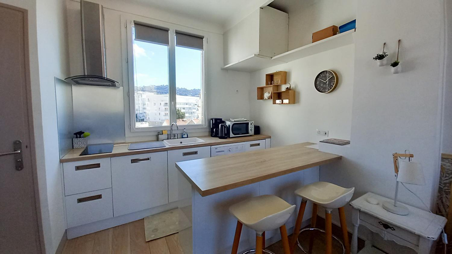 Kitchen 3, Palais Gounod, Alpes-Maritimes