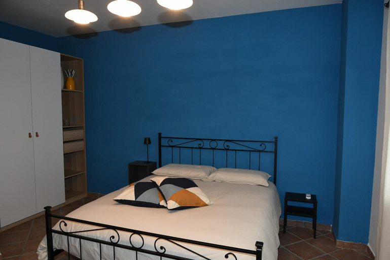 Others 4, CASAMMARE, Salerno
