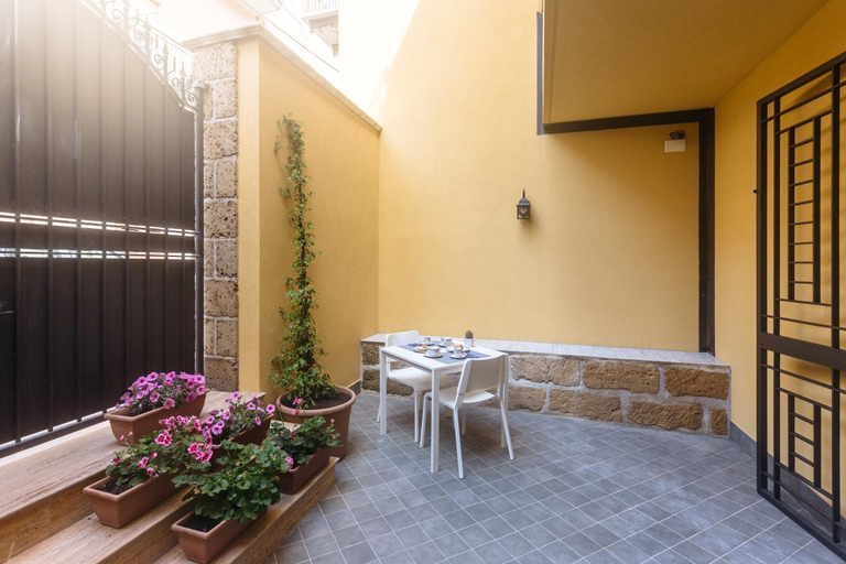 Others 4, B&B Medusa, Palermo