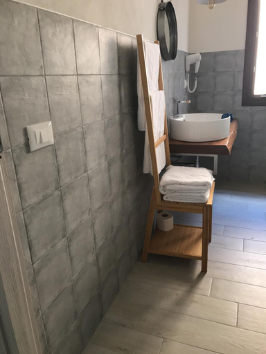 Bathroom 5, Le Camere di Don Vito, Syracuse