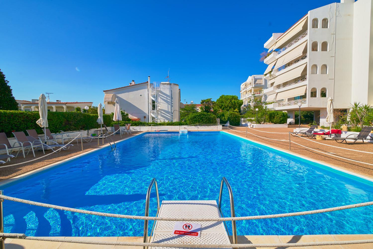 Others 4, Luxury Villa with Pool, BBQ & Garden in Vouliagmeni, Attica