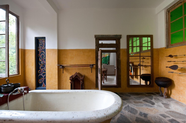 Bathroom 4, Kandy Samadhi Centre Hotel, Kundasale