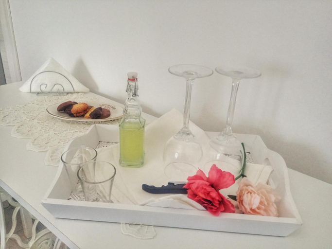 Others 5, Dove nasce il Sole B&B, Catania