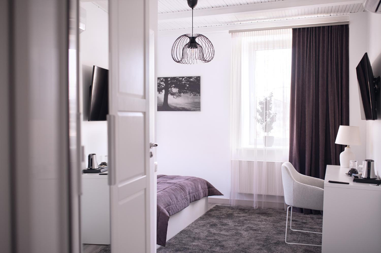 Bedroom 2, Laurentroom Hotel, Ukmergės