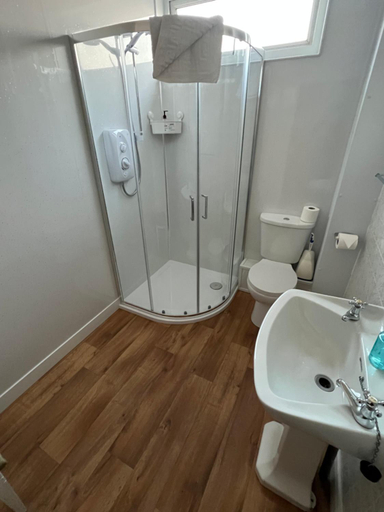 Bathroom 3, Berry Hotel, Torbay