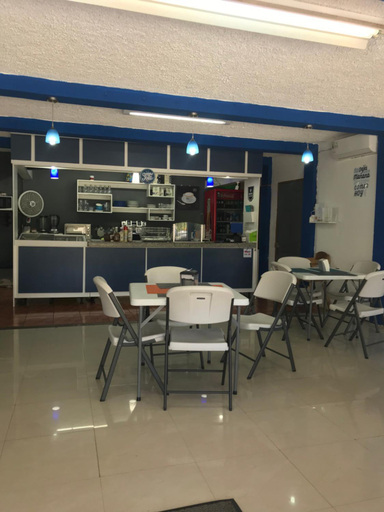 Food & Drinks, Cabinas Yolymar, Puntarenas