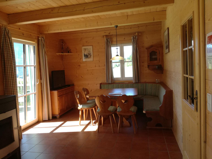 Others 4, Stoffis Hutten, Liezen