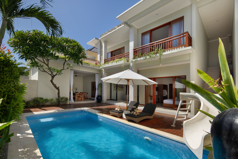 Swimming Pool 15
