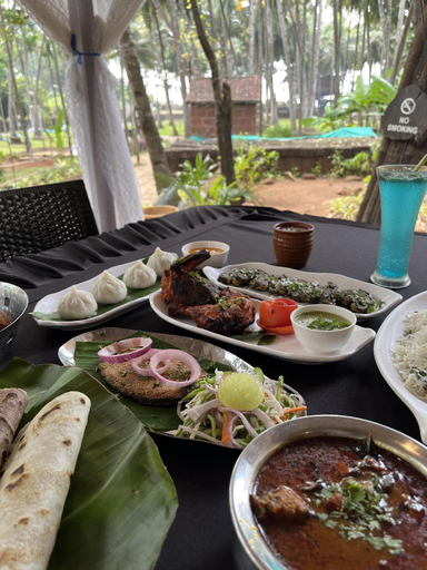 Food & Drinks