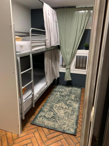 Bedroom 4, Mambo Tango, Barcelona