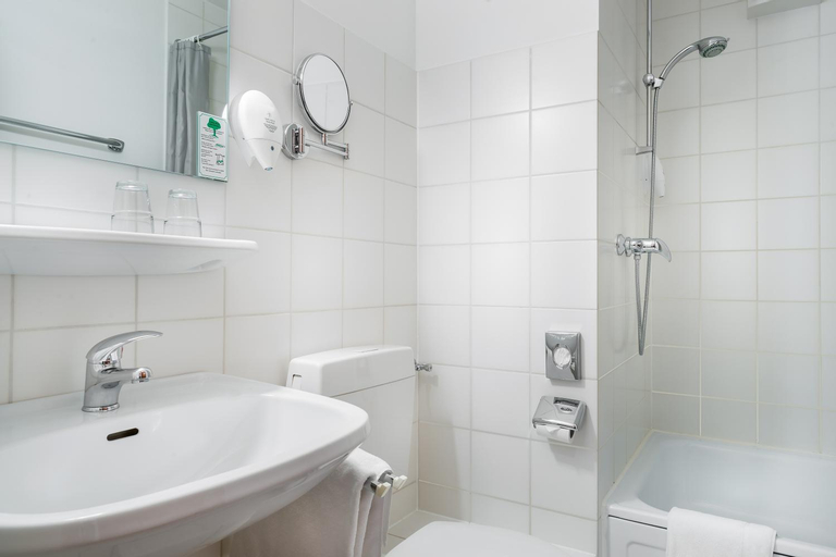 Bathroom 9