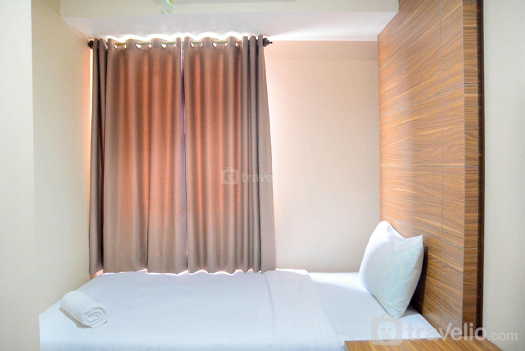 Great Location 2BR Maple Park Apt By Travelio, North Jakarta