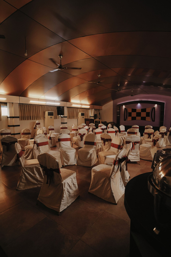 Food & Drinks 4, Joance Regency, Idukki