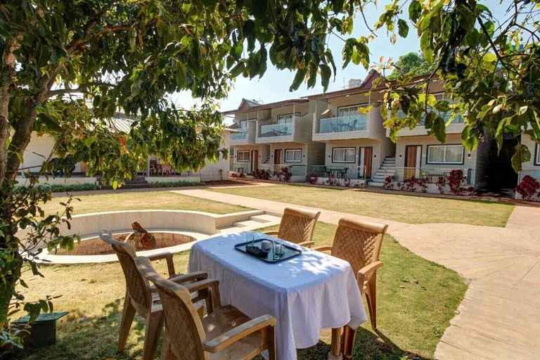 Others, Royal Resort, Satara