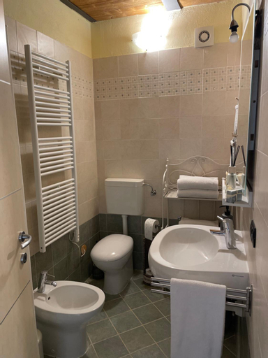 Bedroom 3, Langhetruffle apartment, Cuneo
