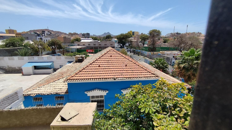 Others 3, Residencial Amarante