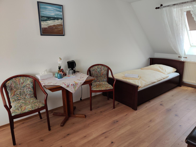 Others 3, Pension Weidengrund, Heidekreis