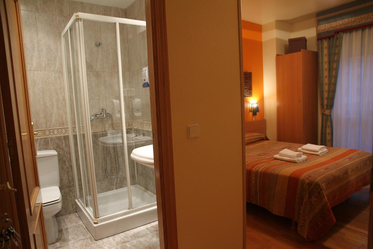 Bedroom 15