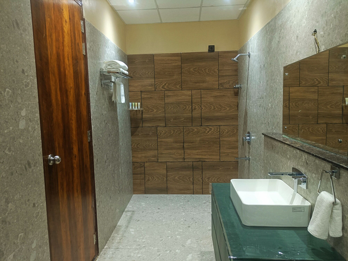 Bathroom 3, Wildlense Wild Retreat, Pilibhit